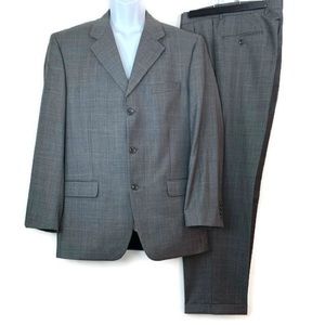 Men’s Jones New York 100% Wool Gray Plaid Suit